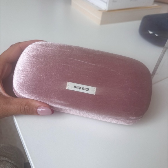 Miu Miu Pink Raver Girl Glasses – Originally $300 – Bold & Oversized - Picture 4 of 4